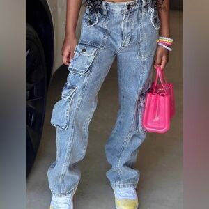 Fashion Nova Kids Cargo Pants 
Size 7